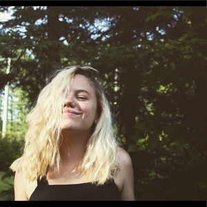 Meet your Posher, Marie eve